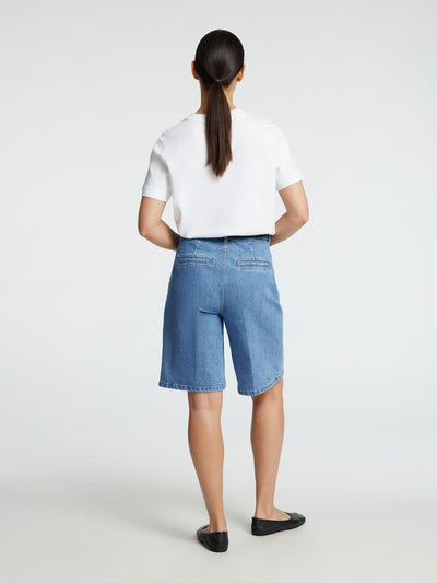 Evelyn Bermuda Shorts - Medium Blue Denim
