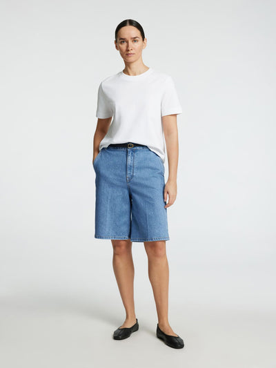 Evelyn Bermuda Shorts - Medium Blue Denim