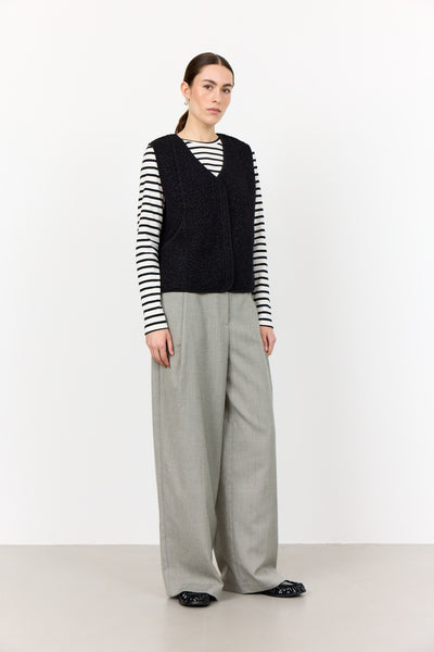 Nissa 1 Waistcoat - Black