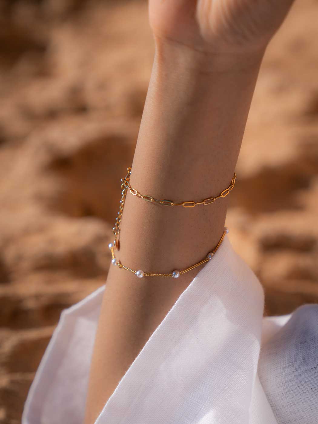 Gaia Pearl Chain Bracelet - Gold Plating/Freshwater Pearl