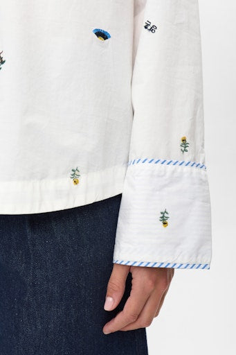 Nuchiro Boxy Shirt - Cloud Dancer