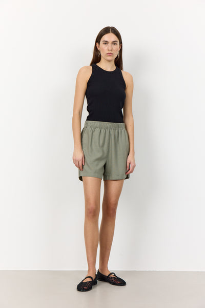 Naja 8 Shorts - Green Spring Moss