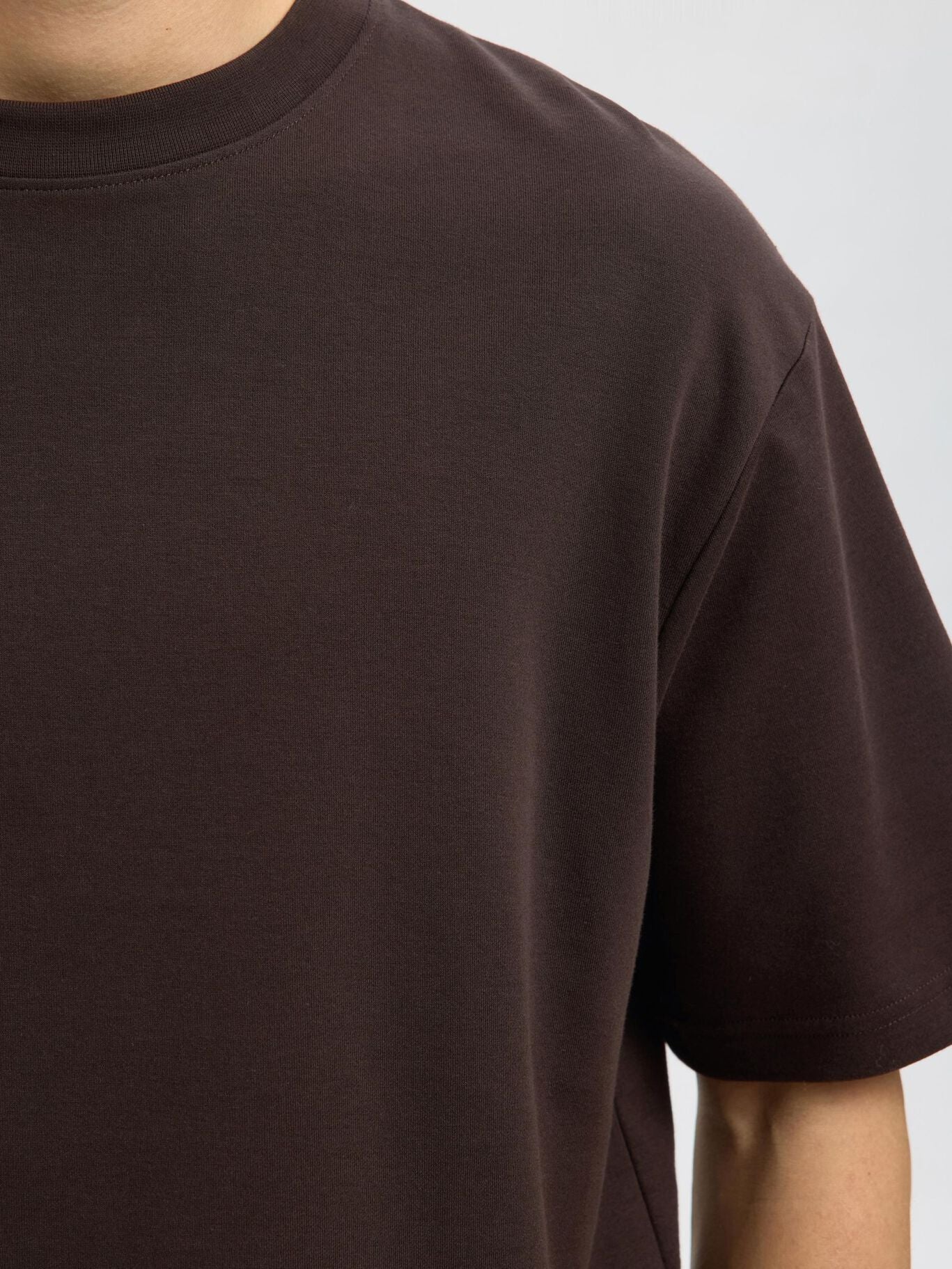 Oscar Loose O Neck Tee - Demitasse