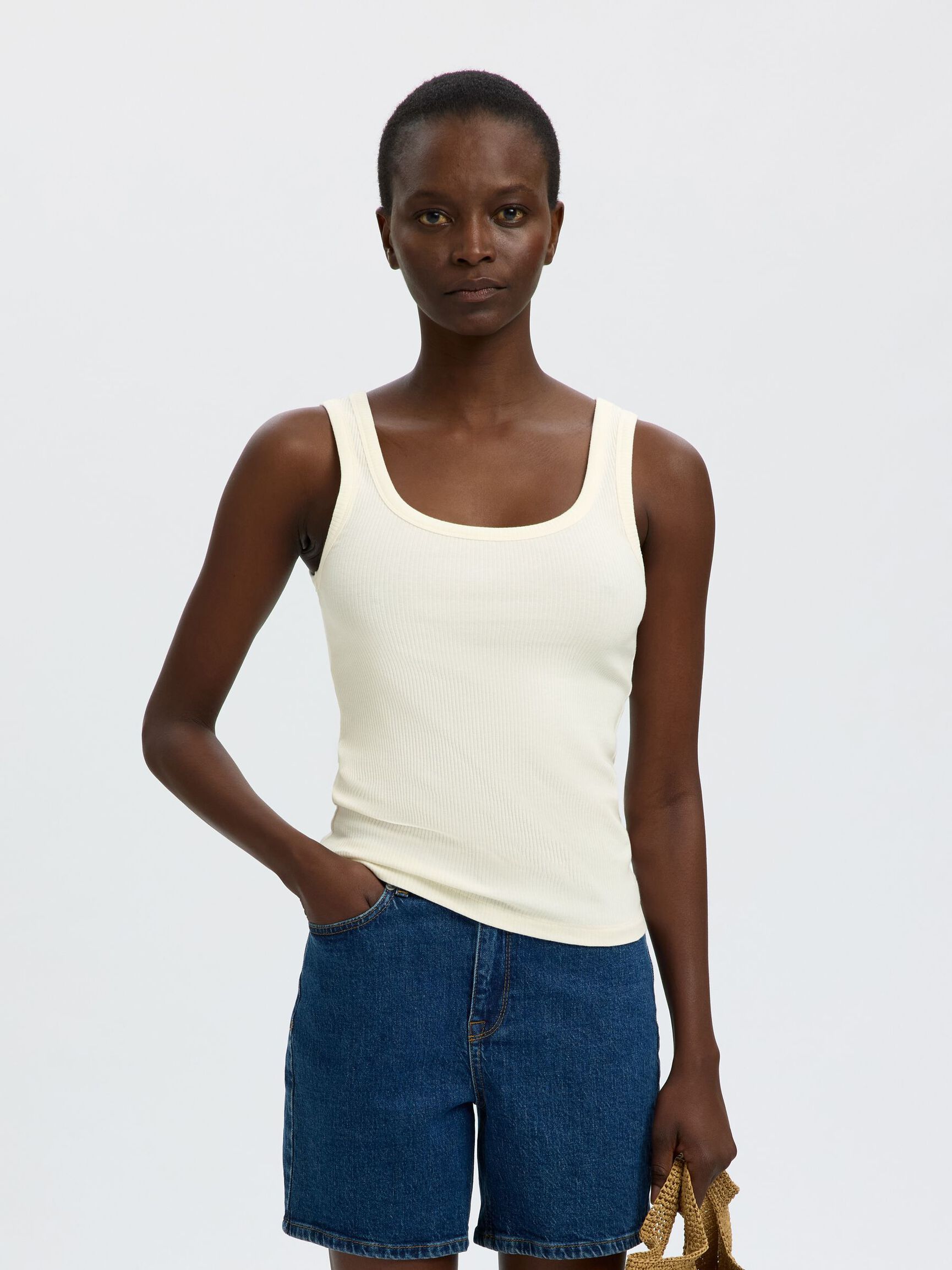 Anna U-Neck Tank - Snow White