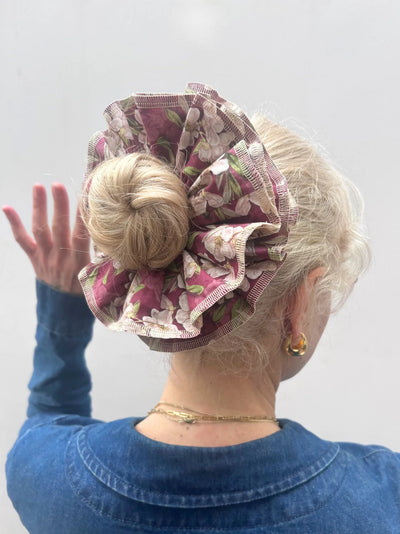 Azaria Scrunchie - Floral Burgundy