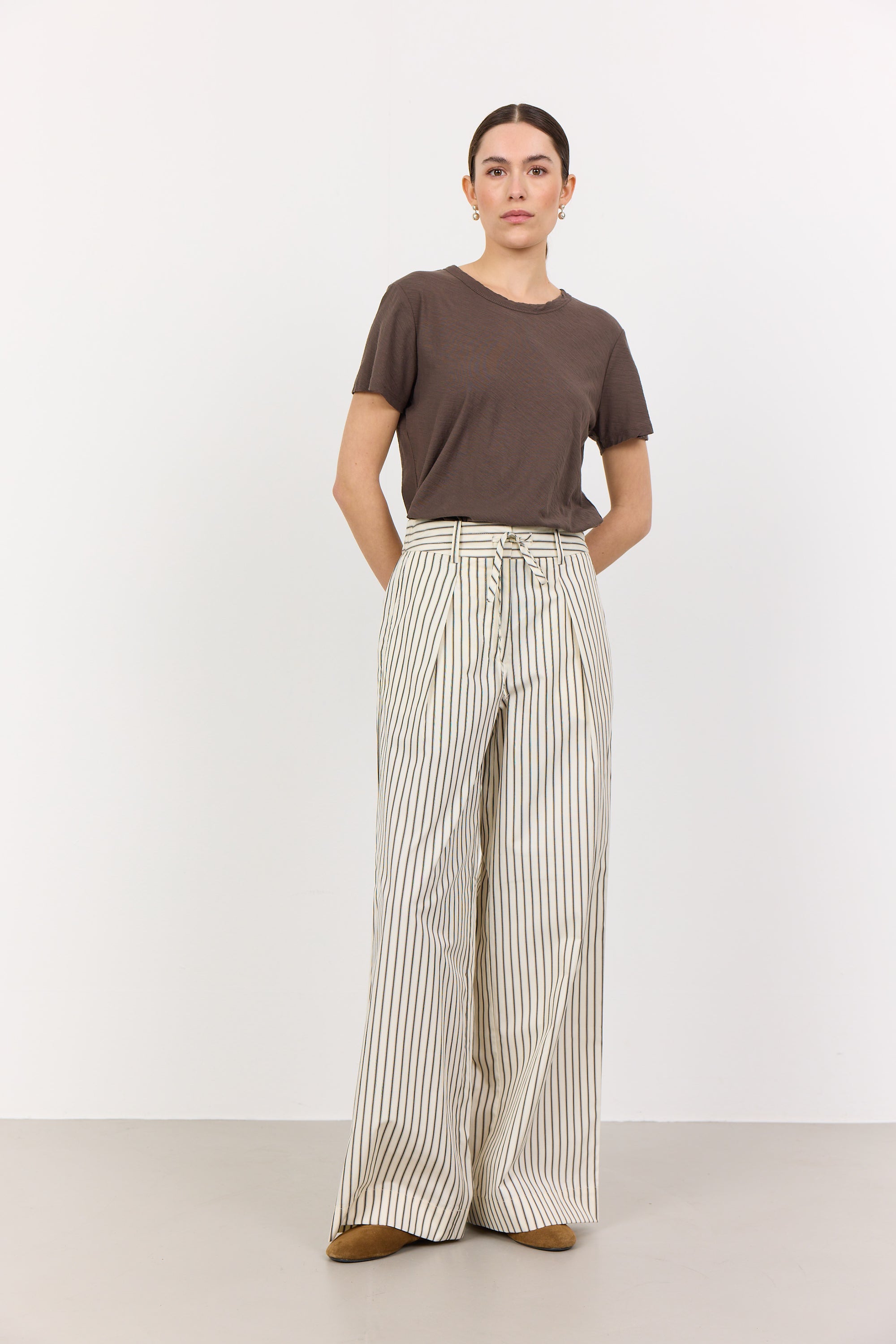 Any 1 T-Shirt - Chocolate