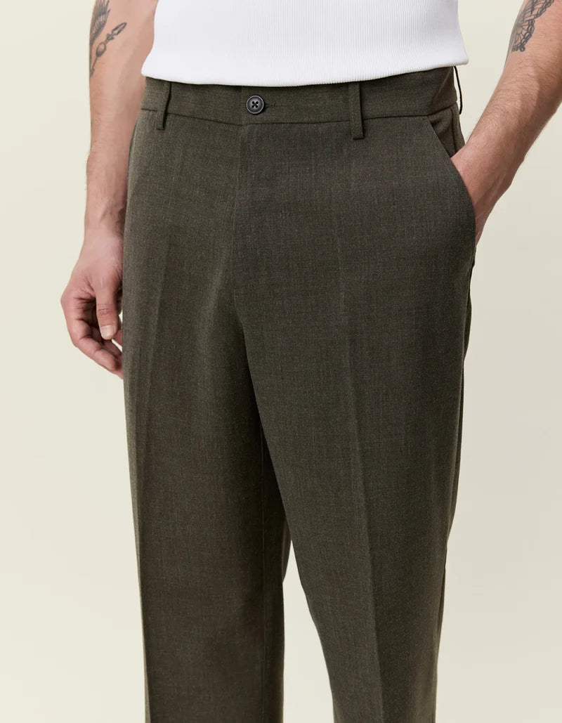 Como Slack Pants - Olive Night