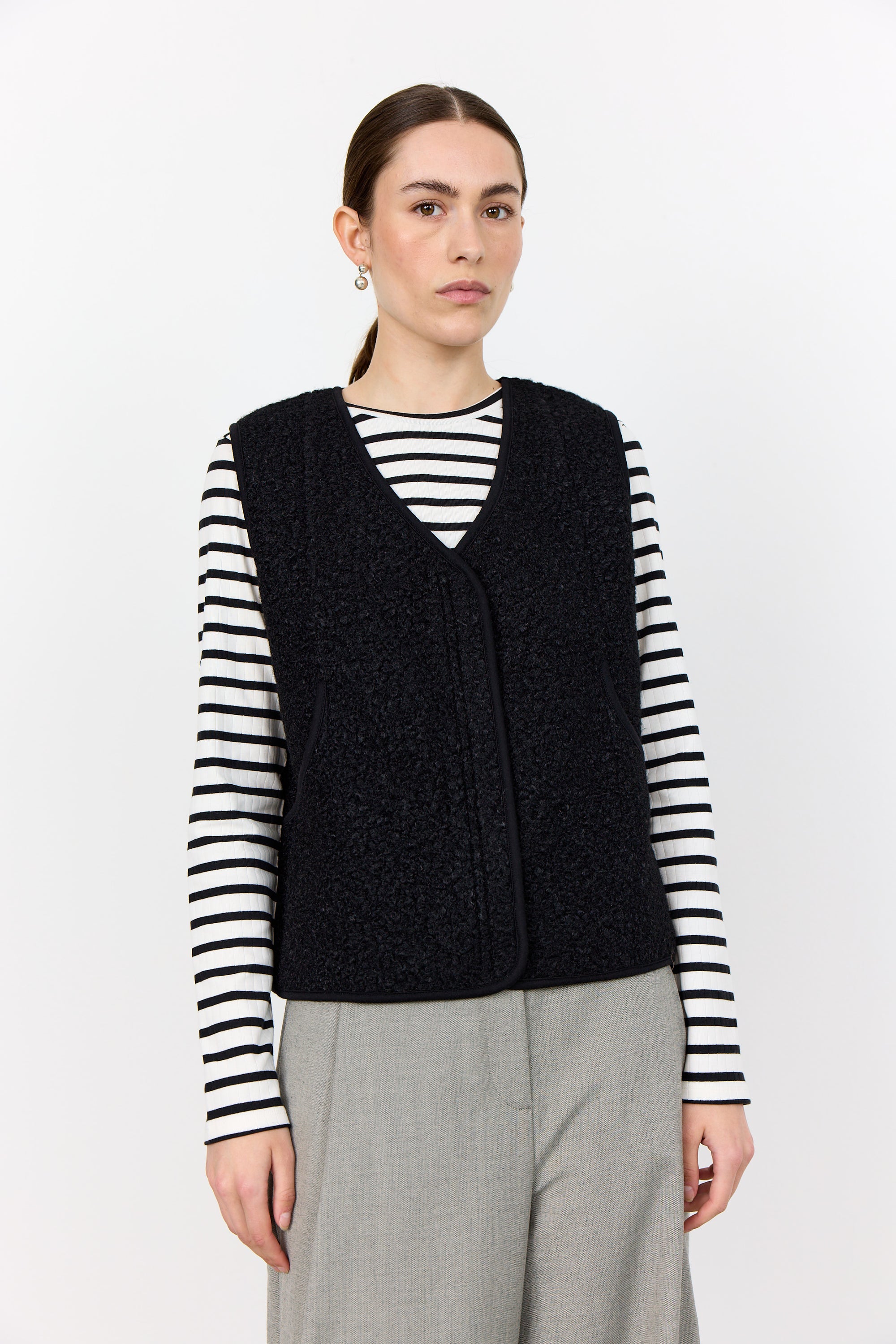 Nissa 1 Waistcoat - Black