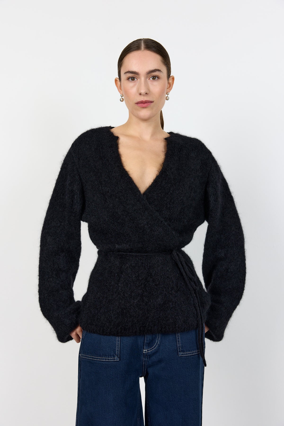 Noreen 7 Cardigan - Black