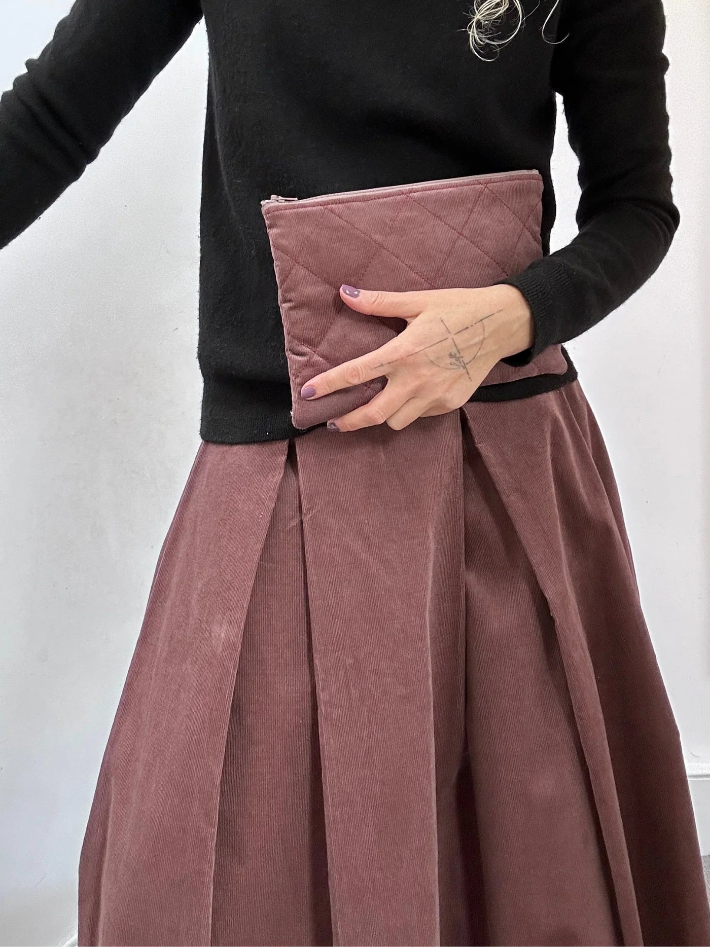 'NO MORE NOBODY' - Valery Maxi Skirt Corduroy - Taupe