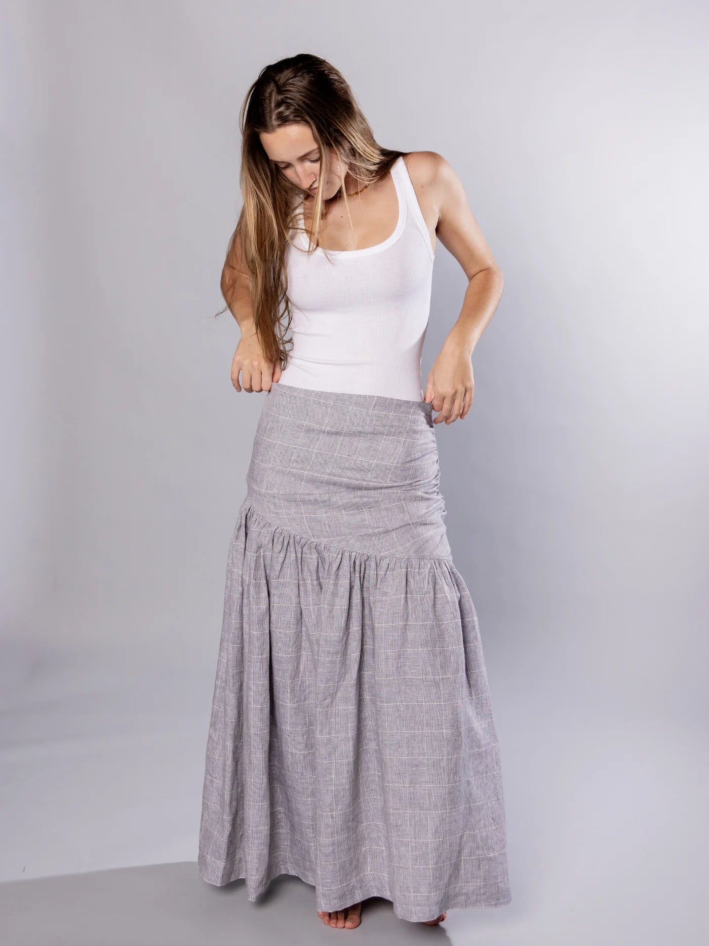 'NO MORE NOBODY' - Hilda Gathered Skirt Organic Linen - Grey Check