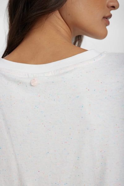 Nuhuby T-Shirts - Cloud Dancer