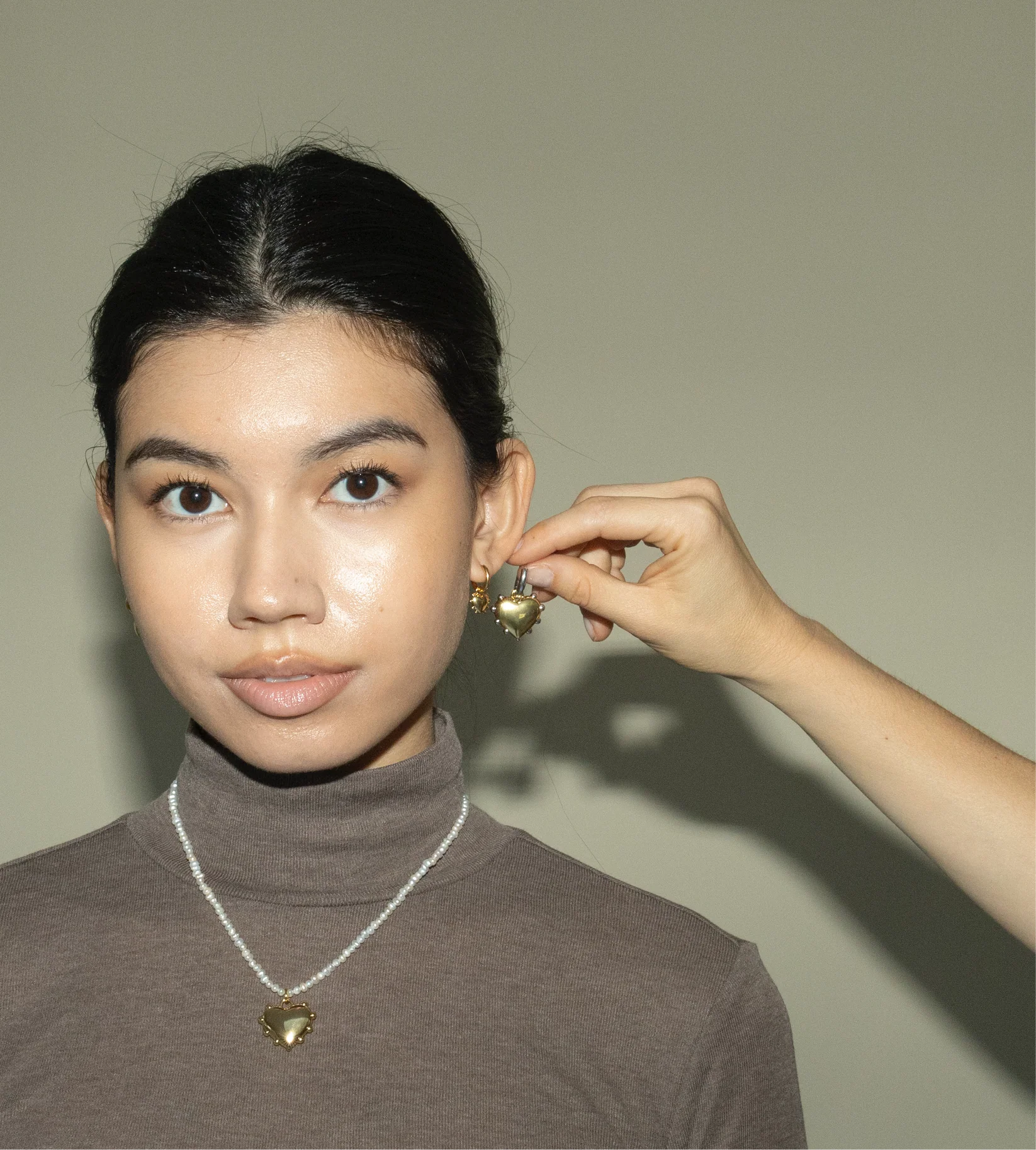 Milagros Heart Earrings - Gold