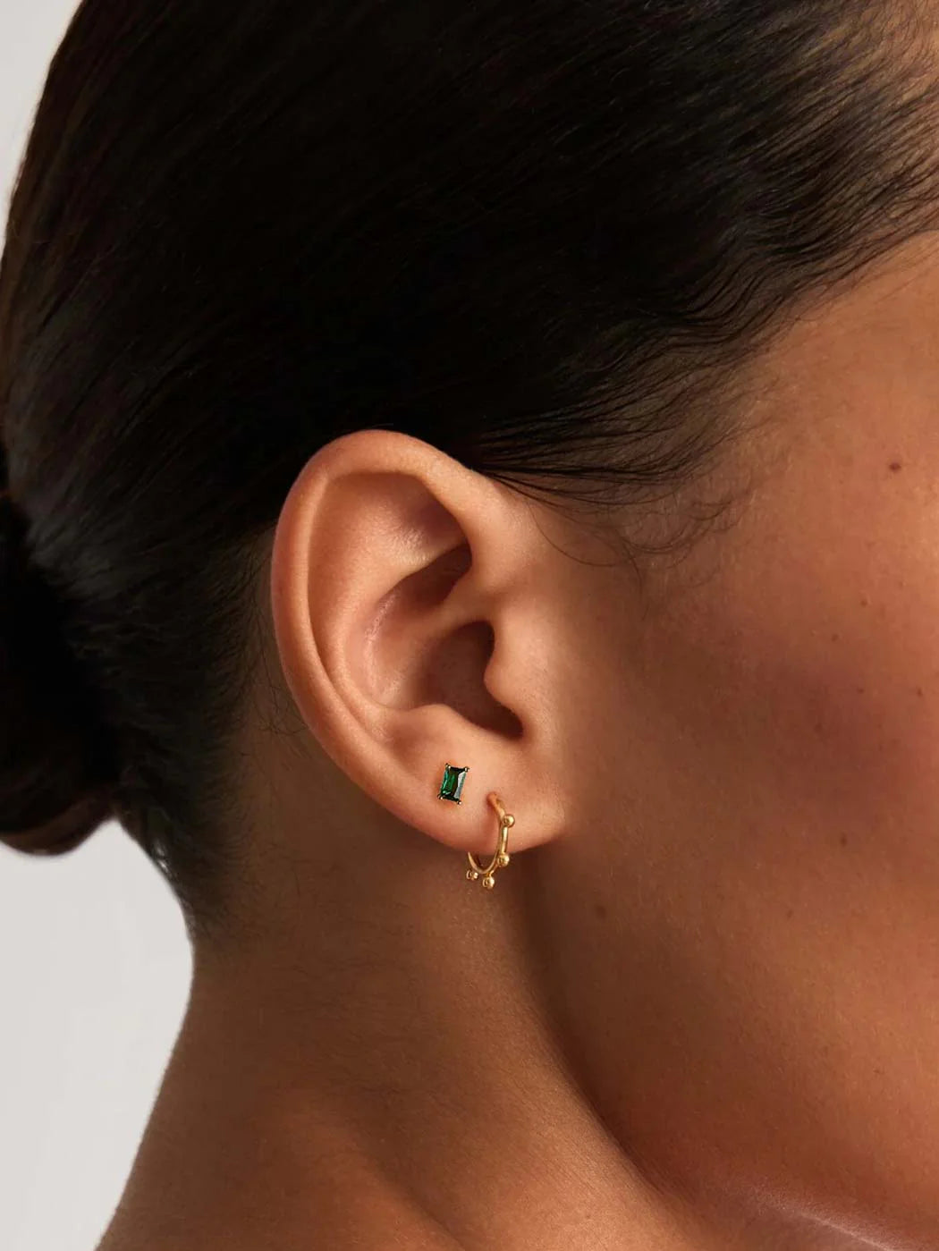 Emerald Baguette Studs - Gold Plating/Emerald