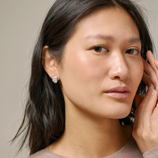 Mini Wave Earrings - Silver