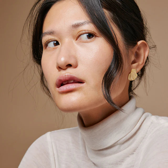 Wave Earrings - Gold Structure