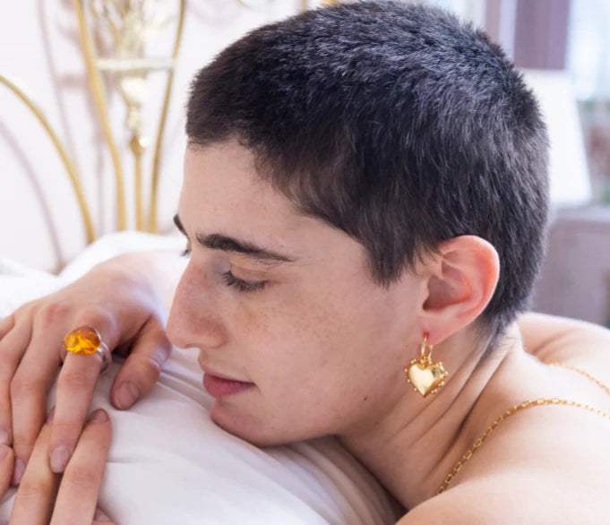 Milagros Heart Earrings - Gold