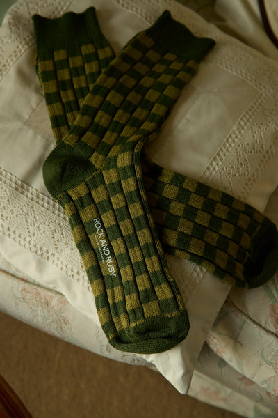 Edith Cotton Socks - Hunter Green Check