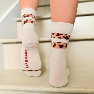 Luxe Cotton Ribbed Socks - Ecru / Leopard Stripe