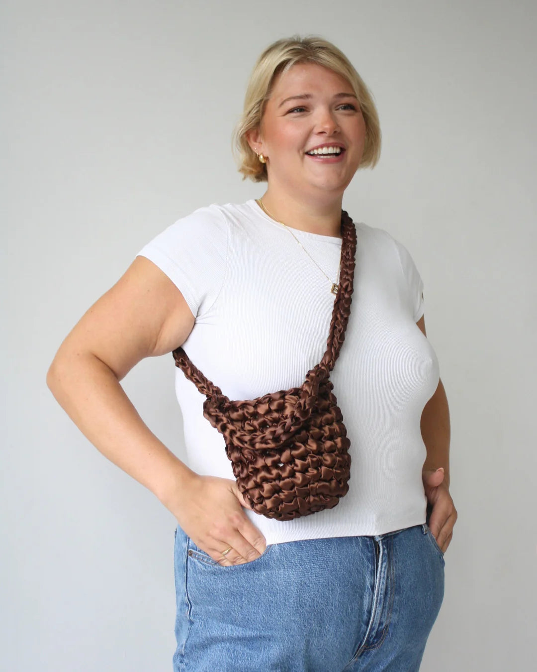 Crossbody Hive - Mocha