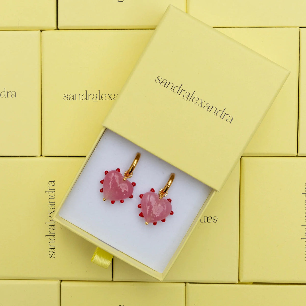 Milagros Heart Earrings - Pink