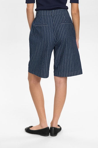 Nuvibeke Shorts - Medium Blue Denim