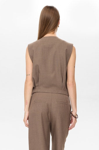 Nushelly Waistcoat - Brown Lentil Melange