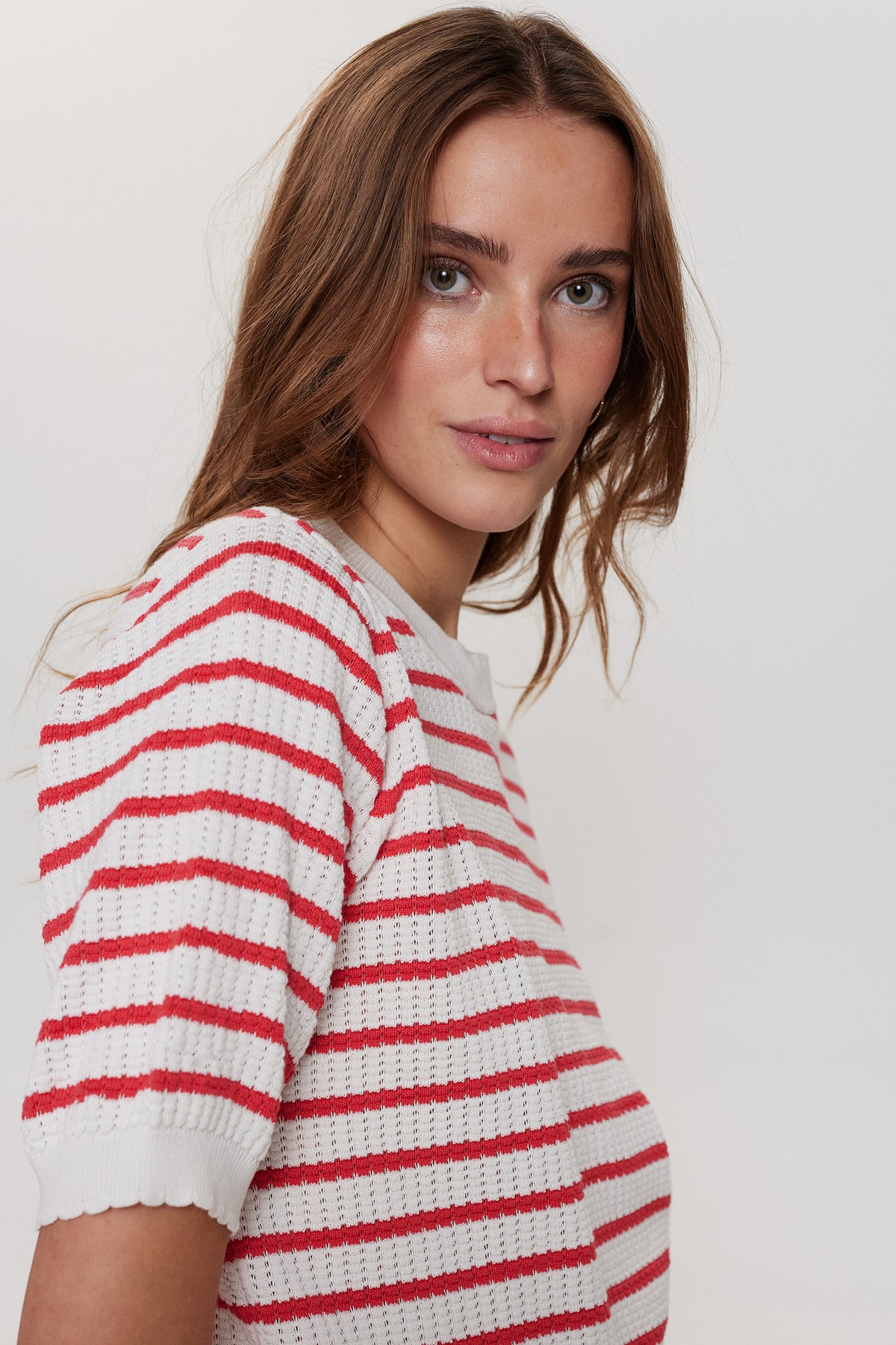 Nunicole Pullover - Teaberry