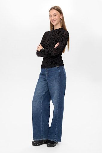 Nuvelva Blouse - Caviar