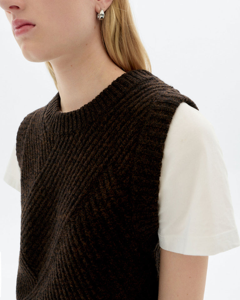 Kaia Knitted Vest - Brown