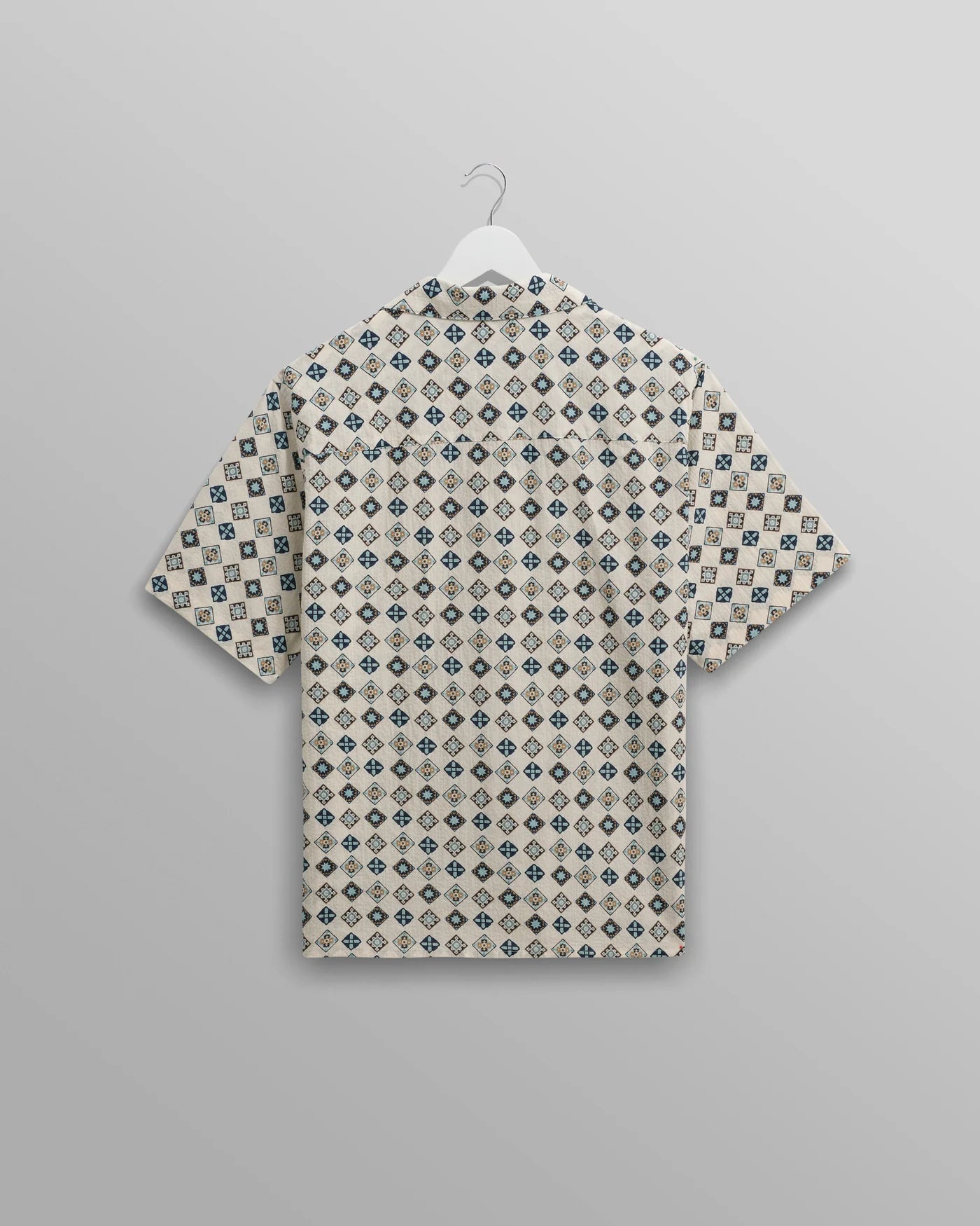 Didcot Seersucker Shirt - Ecru And Multicolour Geometric Tile
