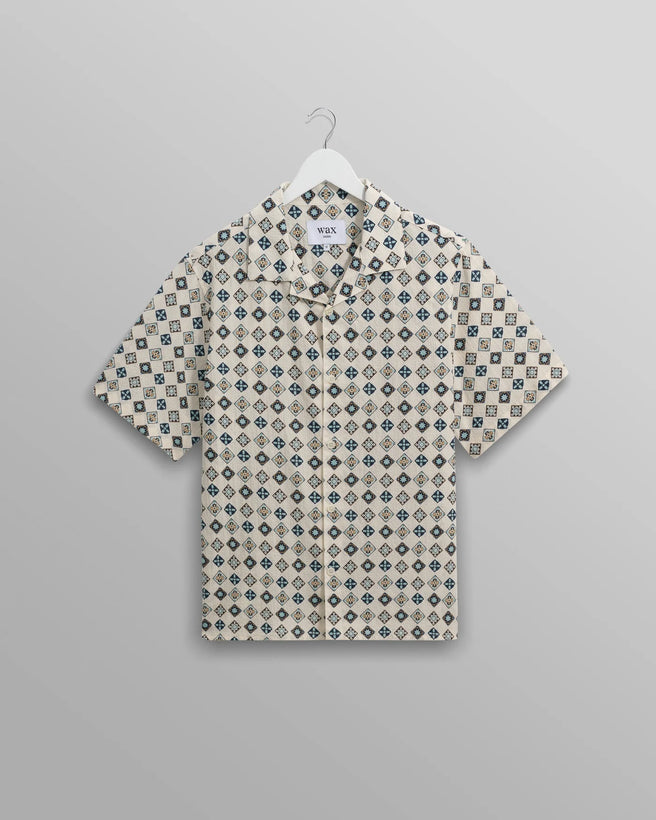 Didcot Seersucker Shirt - Ecru And Multicolour Geometric Tile
