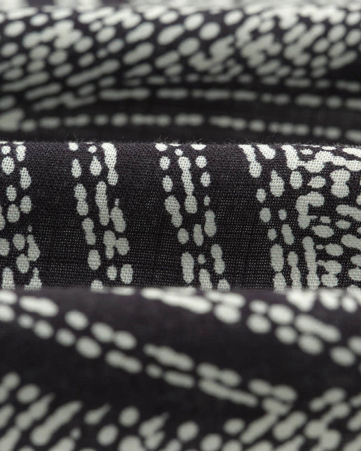Didcot Shirt - Navy And Ecru Swirl Print