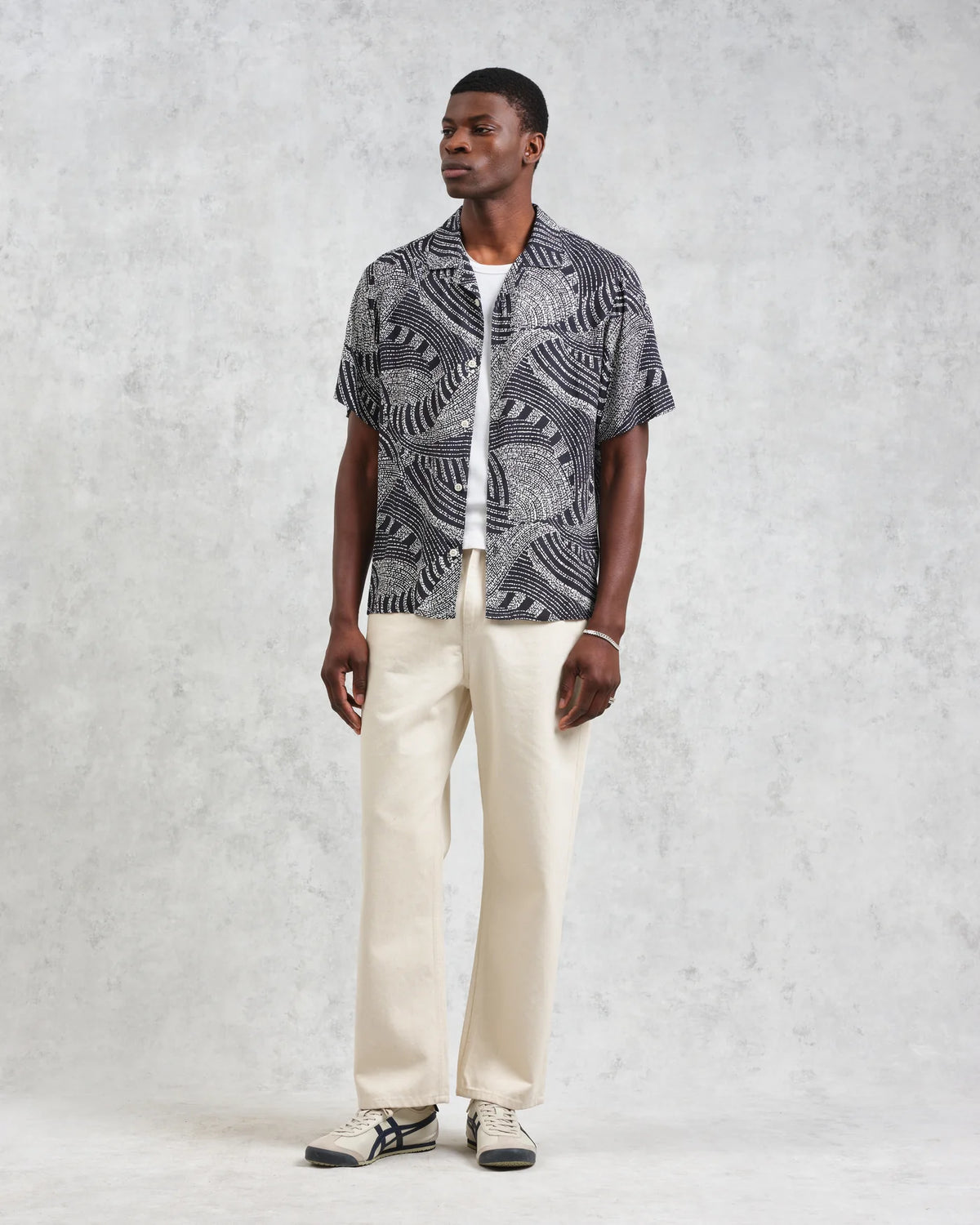 Didcot Shirt - Navy And Ecru Swirl Print