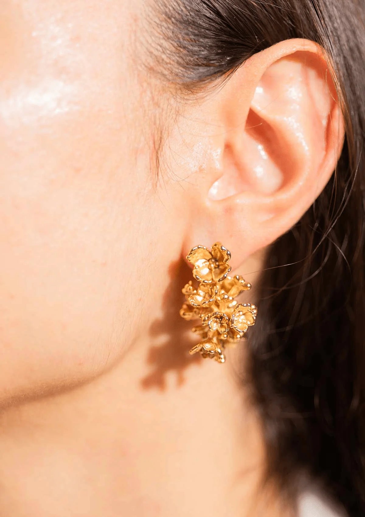 Fleur Vide Gilded Cluster Earrings - Gold