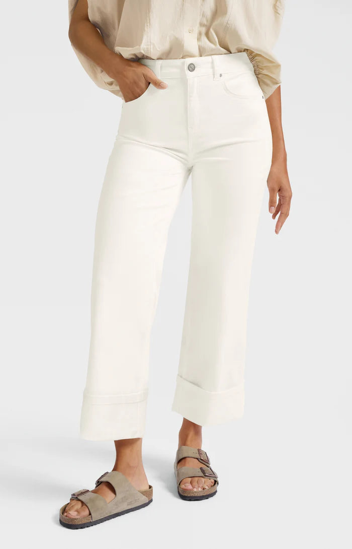 Mid Waist Denim w. Roll-Up - Pure White