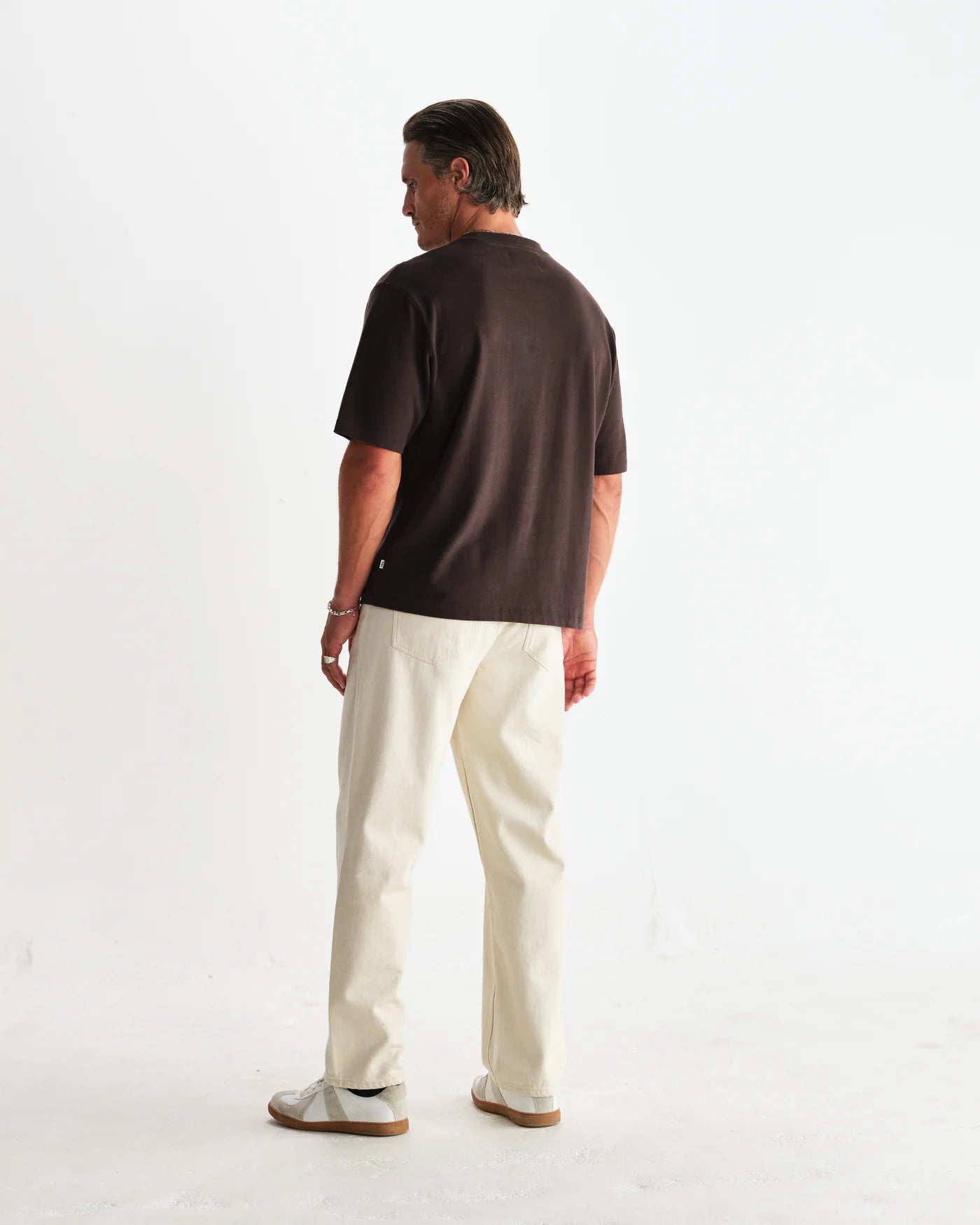 Milton Tee - Dark Brown