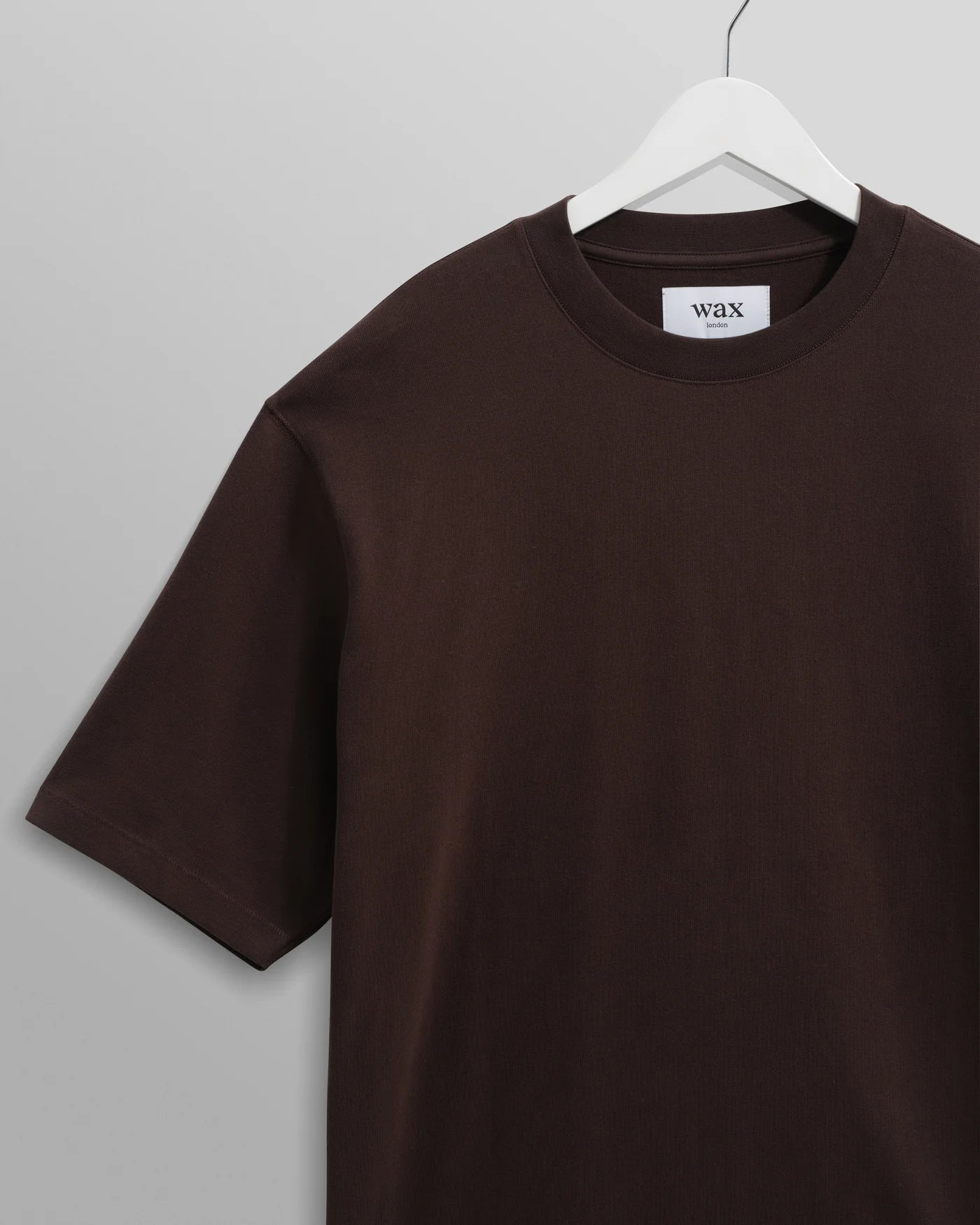 Milton Tee - Dark Brown