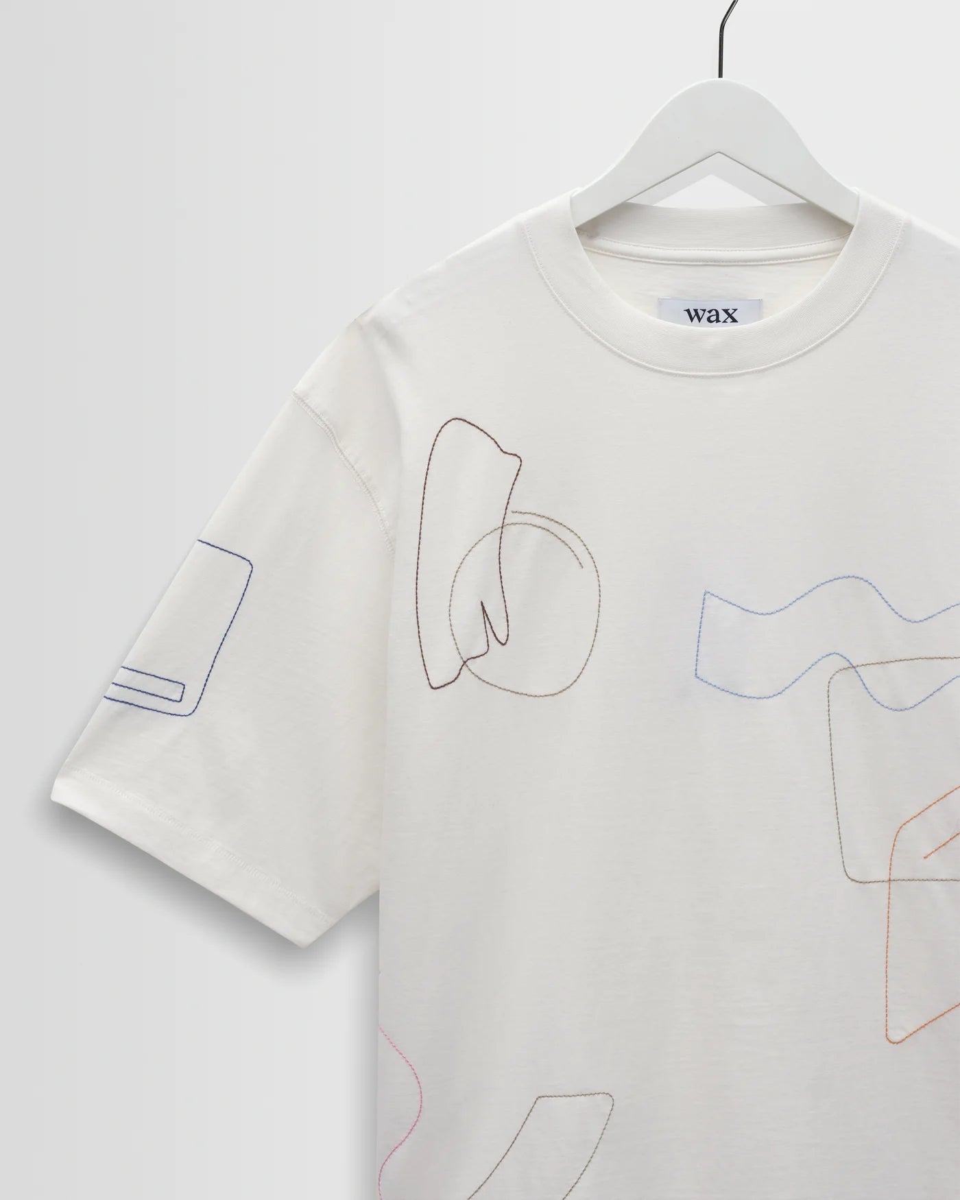 Milton Tee Cotton Shapes  Embroidered - Ecru