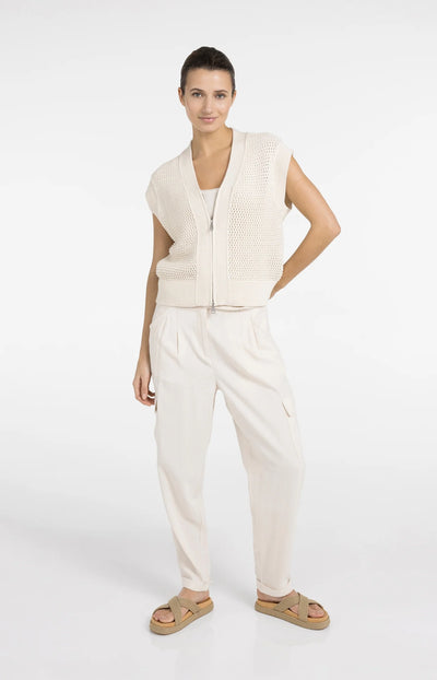 Sleeveless Mesh Knit Cardigan with Zip Closure - Crème Beige
