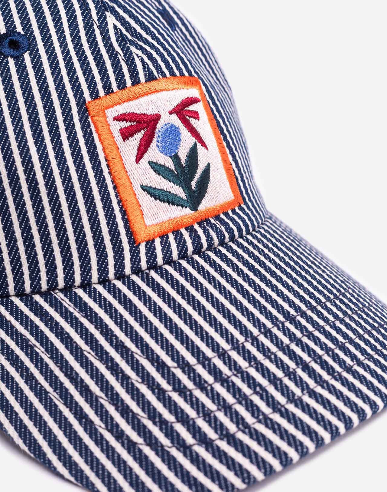 Six Pannel Striped Cap - Bud