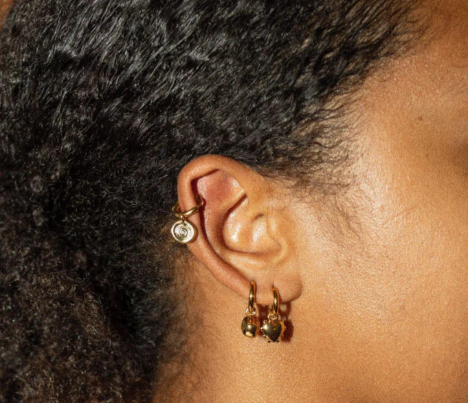 Mini Milagros Heart Earrings - Gold